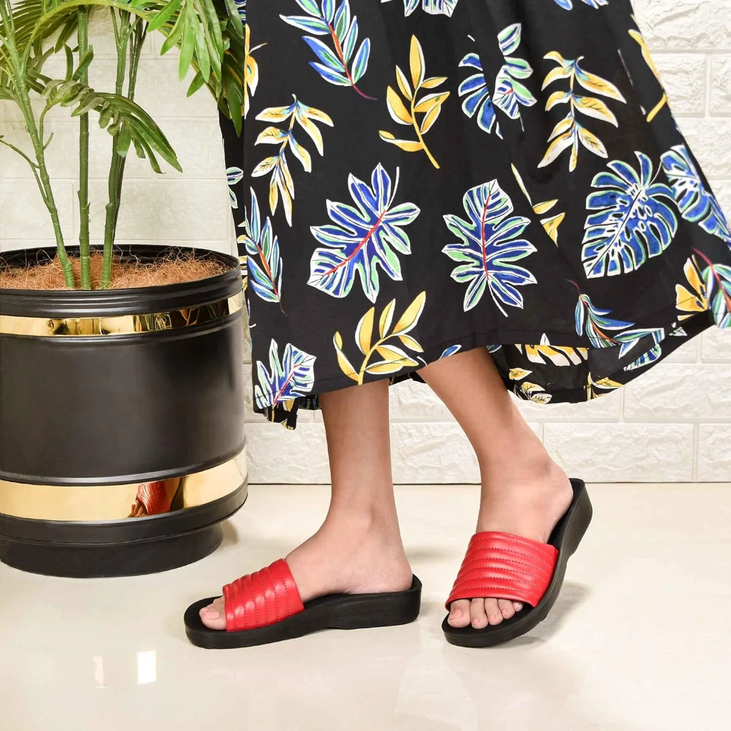 AEROTHOTIC Womens Slides Slip On Recovery Footwear Plantar Fasciitis Slides for Women with Arch Support Yoga Mat Indoor Outdoor Walking Ladies Soft Padded Dressy Non Slip Foodbed Beach Sandals Women