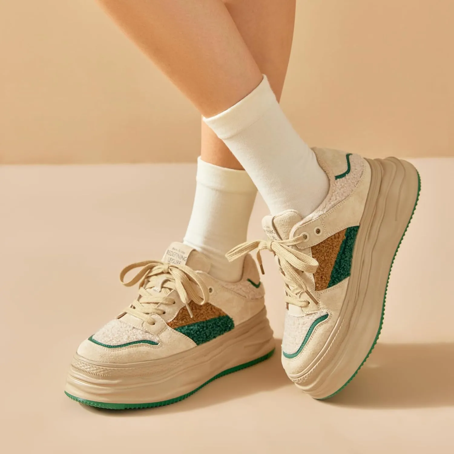 BEAU TODAY Fur Lined Winter Sneakers for Women, Womens Chunky Platform Warm Sneakers, Comfortable Suede Snow Lace-up Non-Slip Round Toe Casual Snow Walking Tennis Shoes