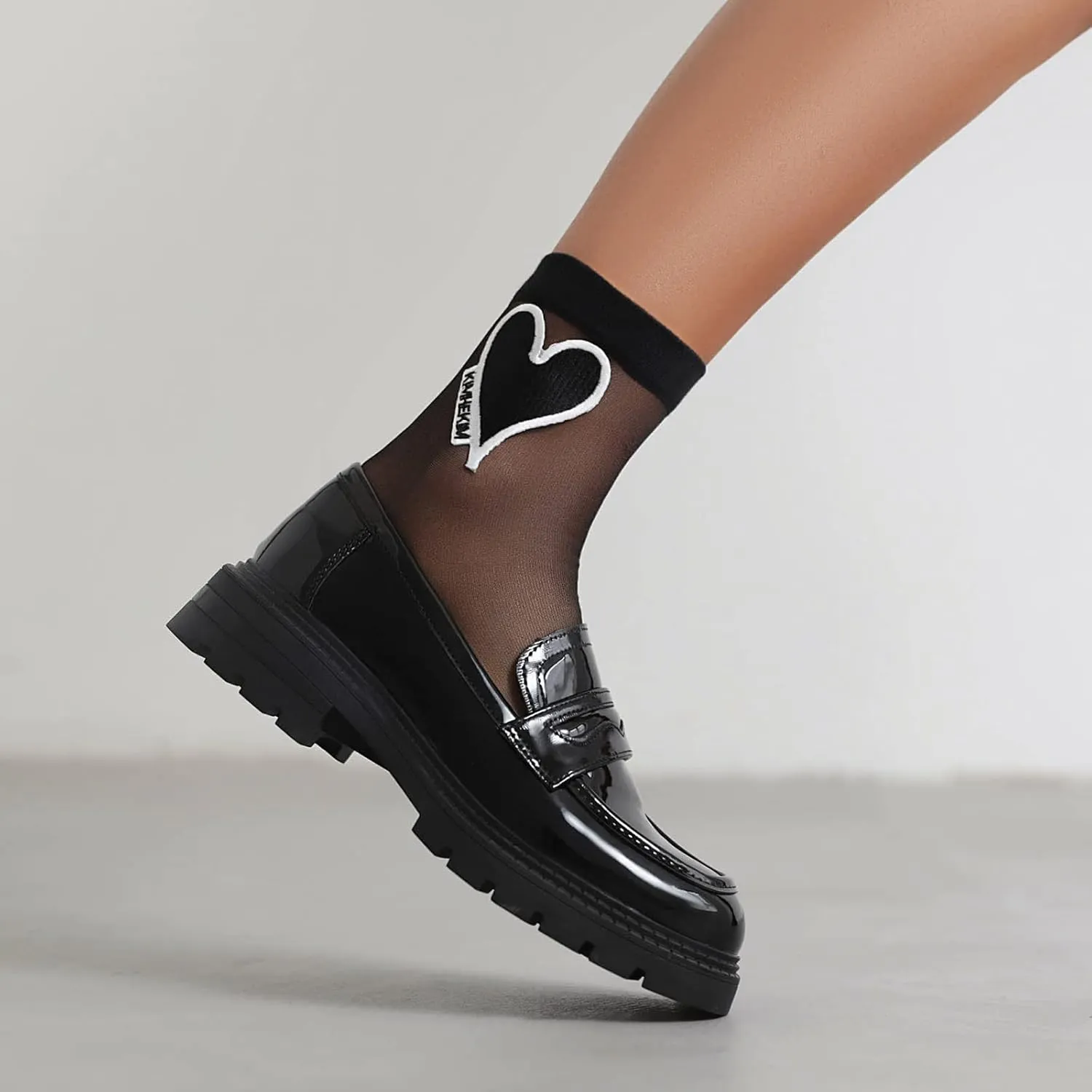 British Style Women's Fashion Loafers, Patent Leather Tassel Loafers, Black Thick-Soled Loafers, Slip-on Thick-Soled Loafers, Simple Casual Flat Shoes, Plus Size Shoes.