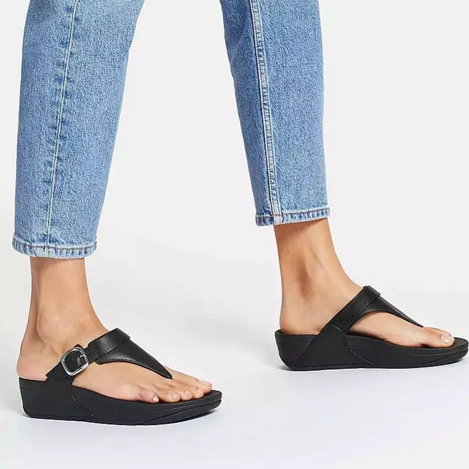 FitFlop Lulu Leather Toe Post Sandals