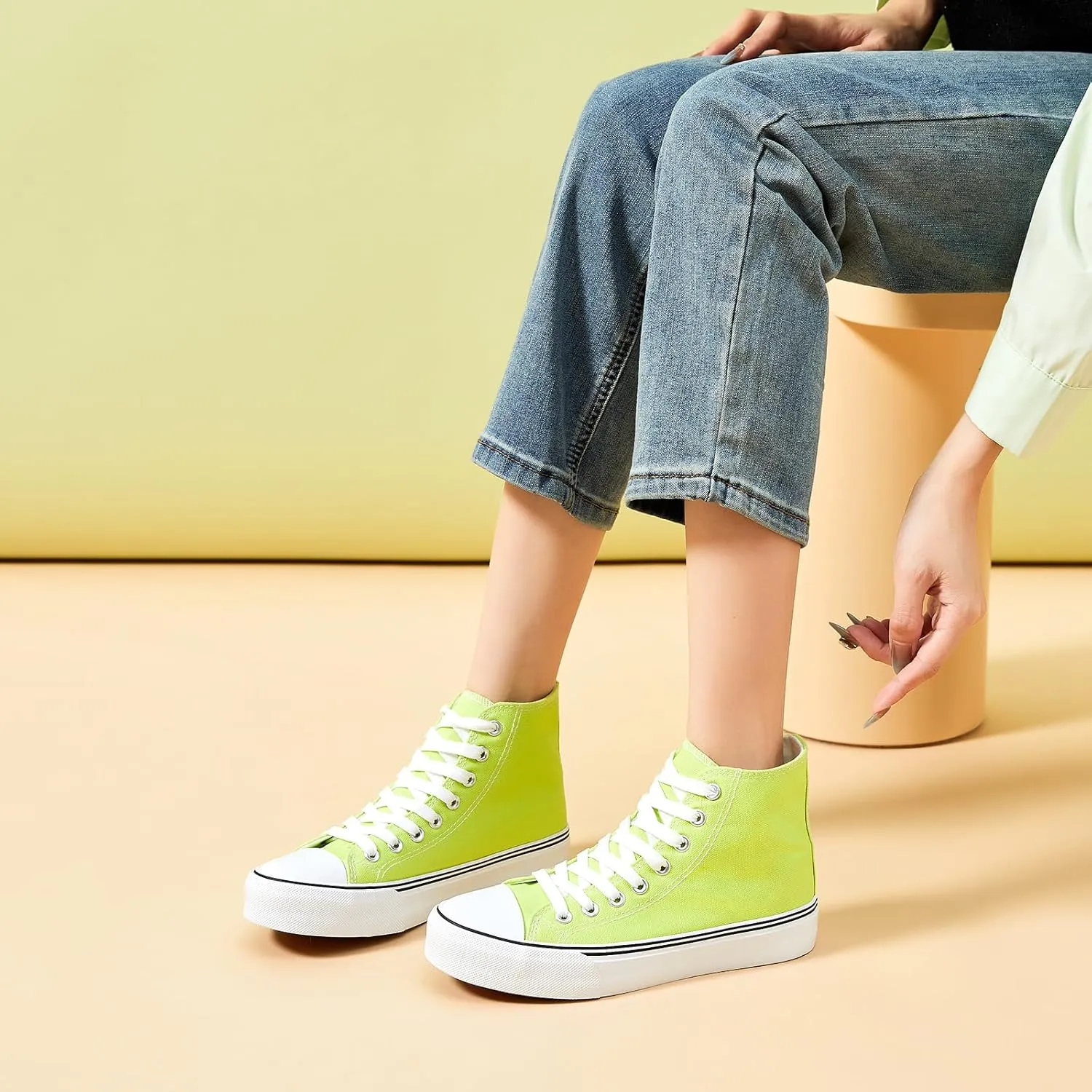 Iarus High Top Sneakers for Women White Canvas Comfortable Shoes for Women Walking Casual Sneakers Tennis Shoes