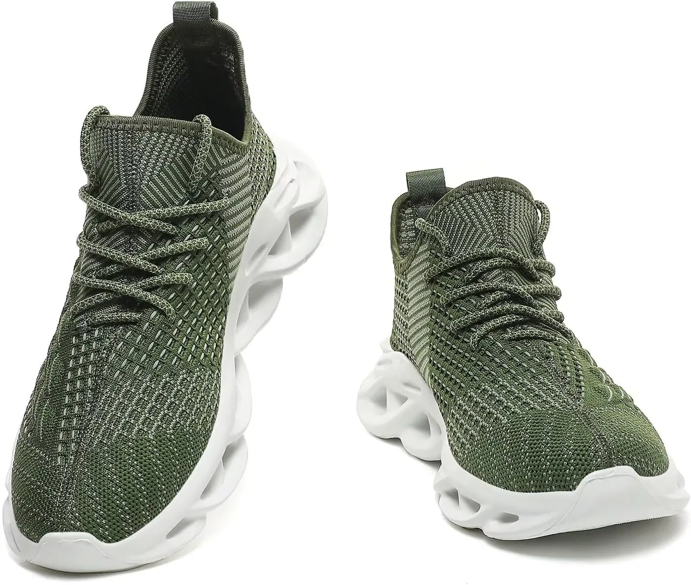 Jakcuz Plus Size Men's Lightweight Walking Shoes Mesh Fish Scale Pattern Fashion Sneakers