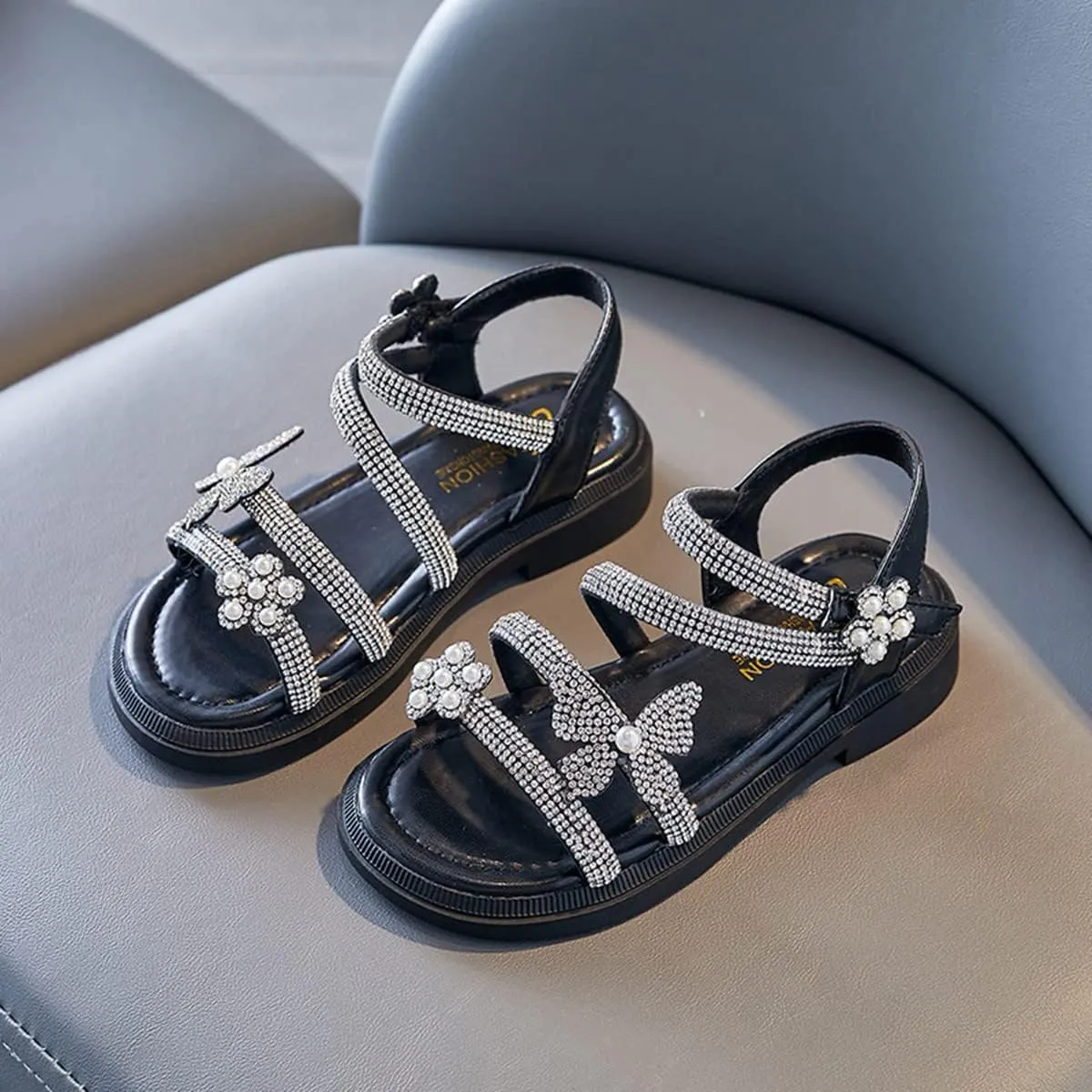 Little Girls Breathable Summer Glitter Rhinestone Open Toe Gladiator Sandals Fashion Strappy Sandals Wedding Party Shoes for Toddler Little Kid Big Kid