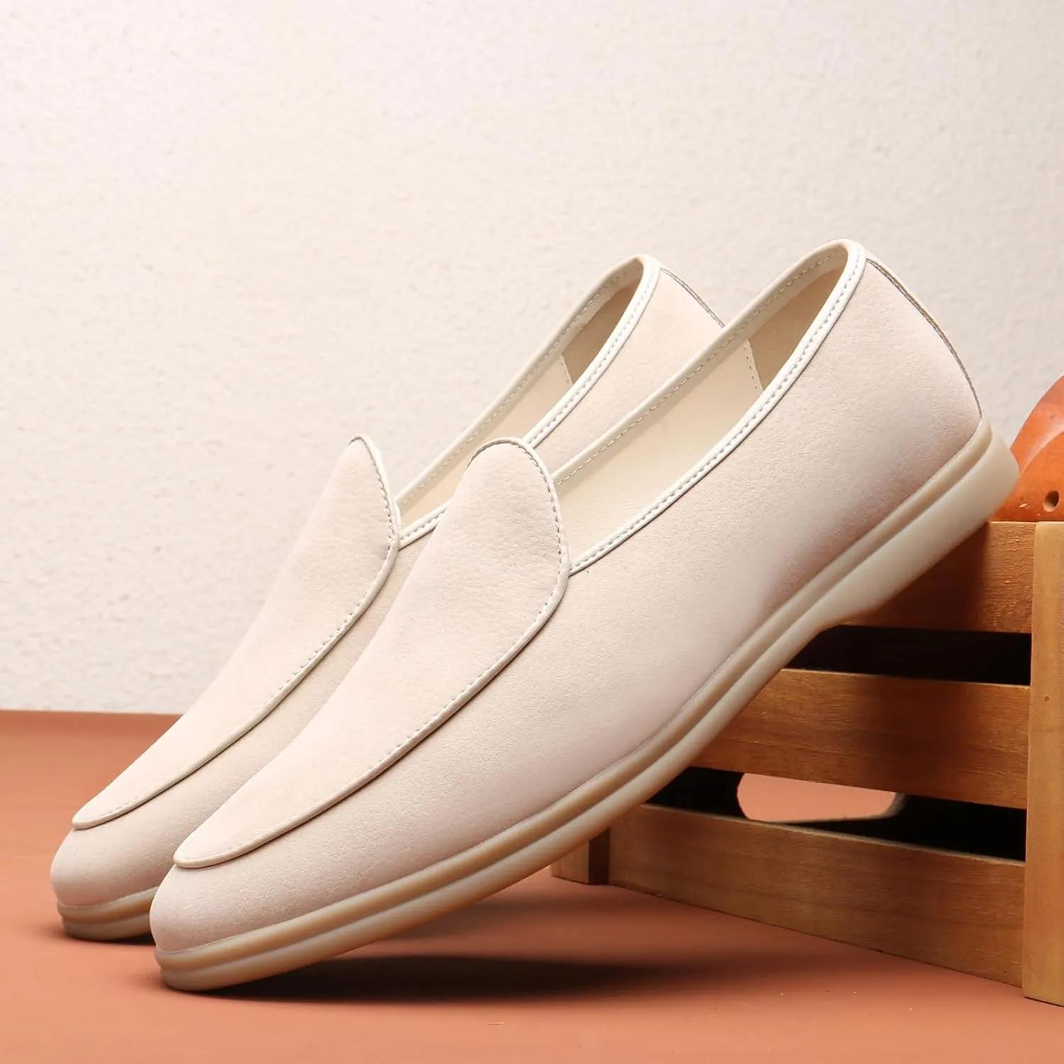 Men's Fashion Suede Leather Slip On Penny Loafers Casual Driving Shoes Moccasins Dress Shoes Comfortable Round Toe Breathable Formal Shoes for Prom Wedding Business