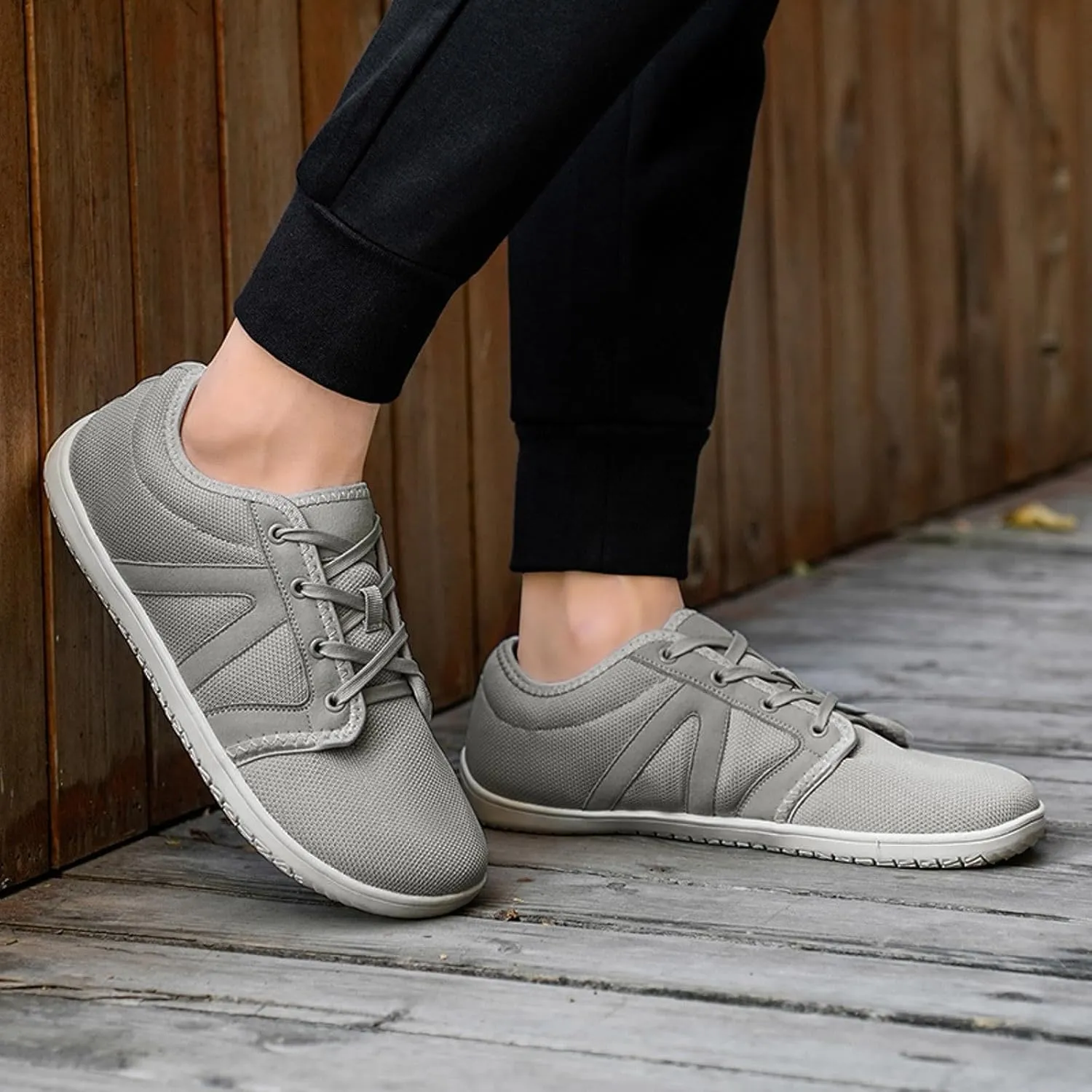 Men's Stylish Lightweight Sneakers Comfortable Breathable Lightweight Tennis Shoe Soft Flat Soled Elderly Shoes