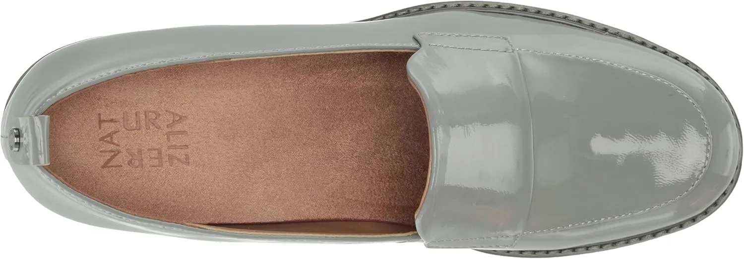 Naturalizer Women's Darry Slip-On Lightweight Lug Sole Heeled Loafer