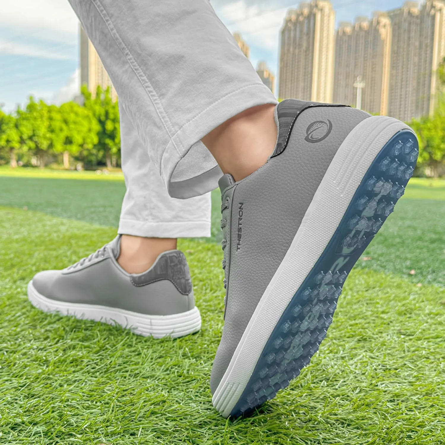 Spikeless Golf Shoes Men Professional Golf Foowears Luxury Walking Footwears for Golfers Outdoor