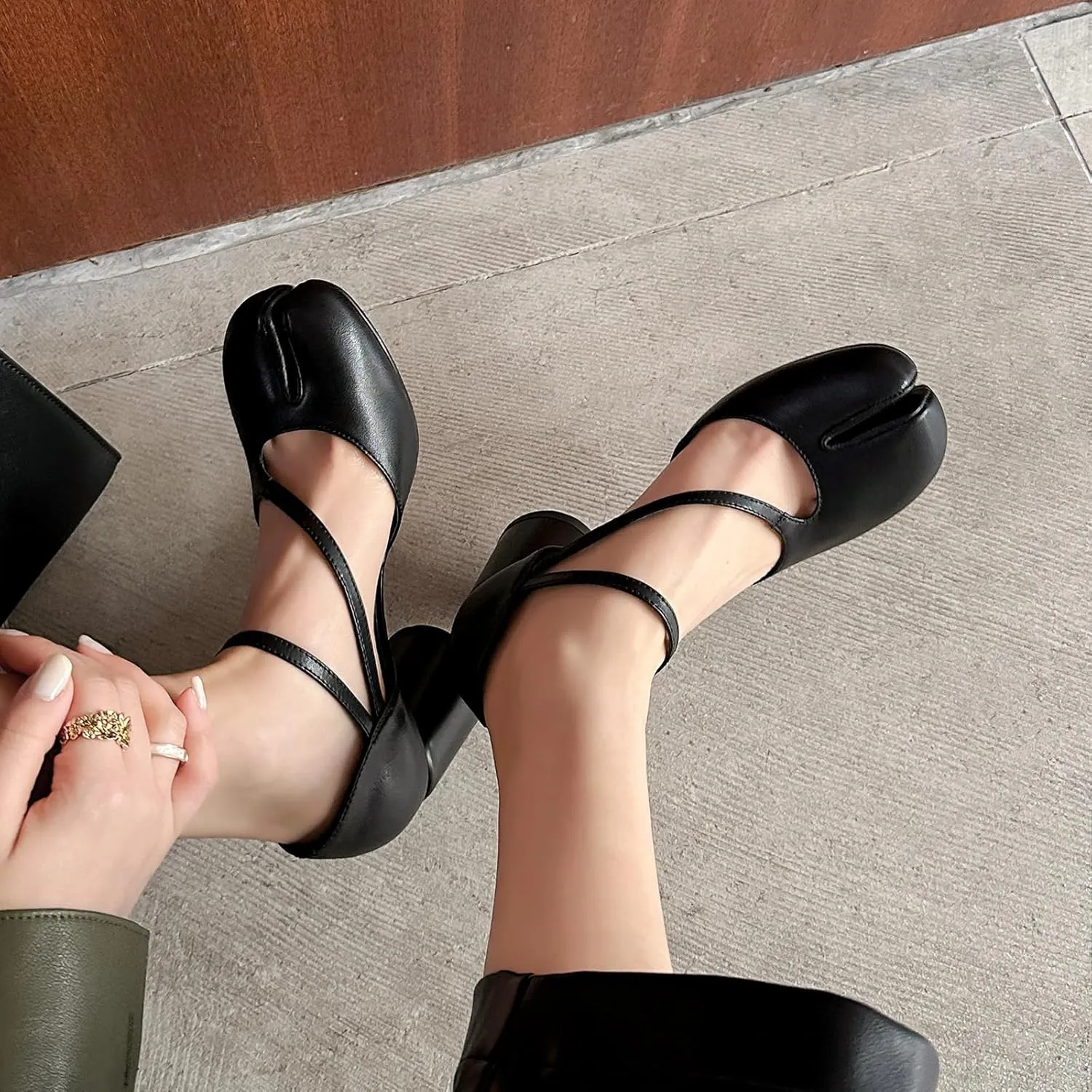 Spring Summer chunky heel Sandals Round toe Belt buckle strap Super high heel Split Toe Genuine leather Silver Sandals