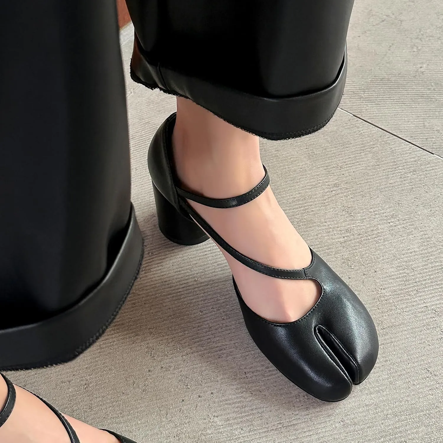 Spring Summer chunky heel Sandals Round toe Belt buckle strap Super high heel Split Toe Genuine leather Silver Sandals