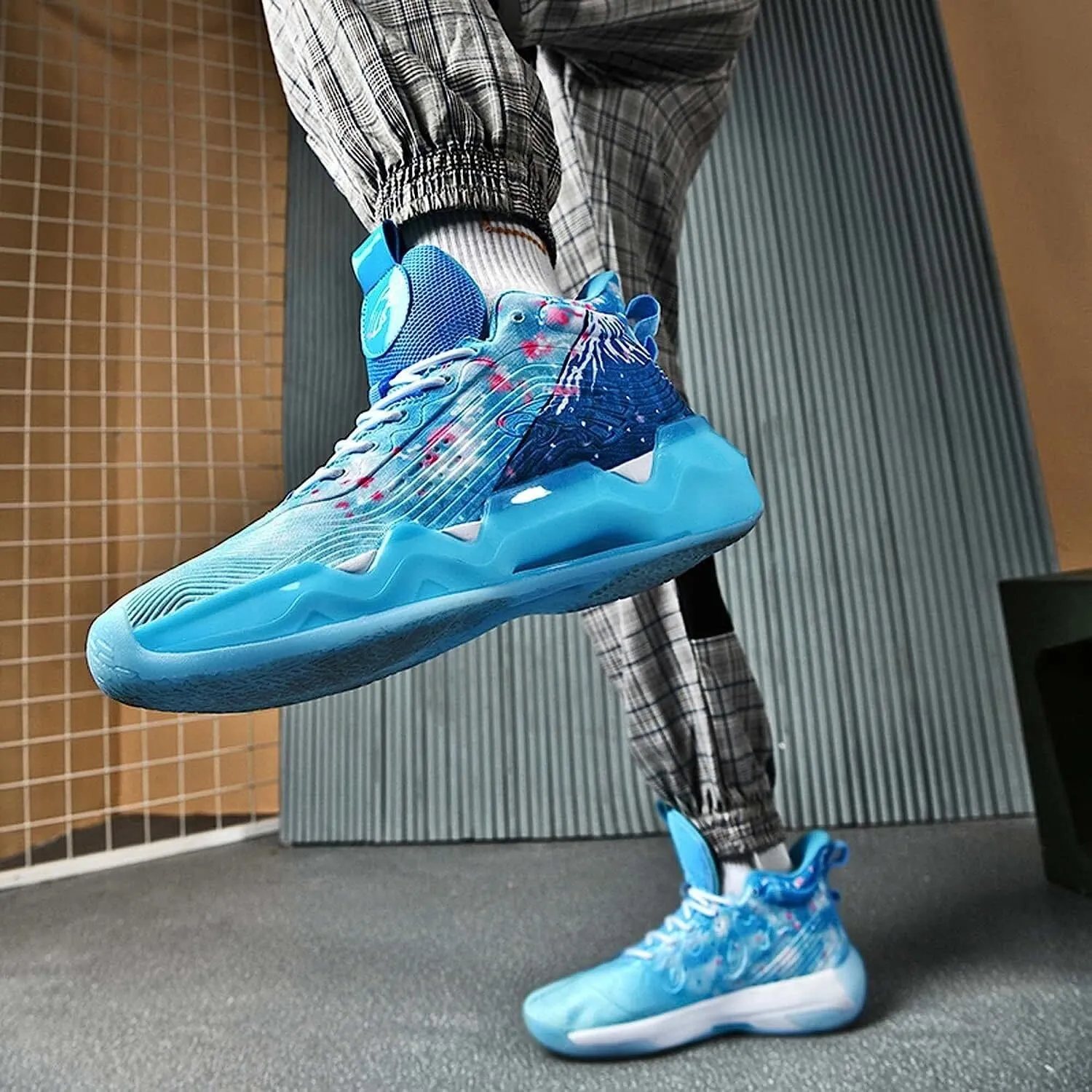 Unisex Fluorescent Basketball Shoes Sneakers Super Light High Top Graffiti Style Combat Basketball Boots