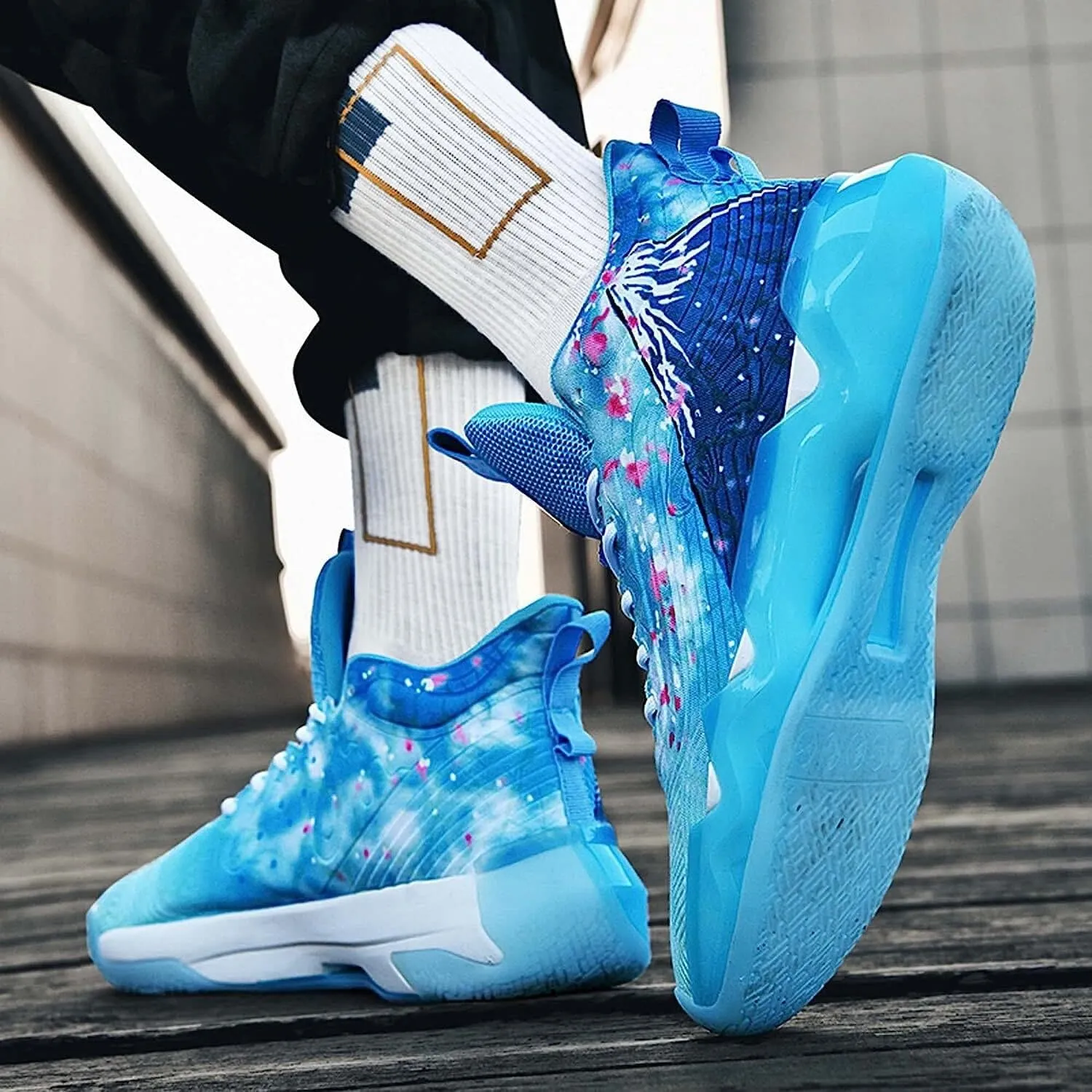 Unisex Fluorescent Basketball Shoes Sneakers Super Light High Top Graffiti Style Combat Basketball Boots