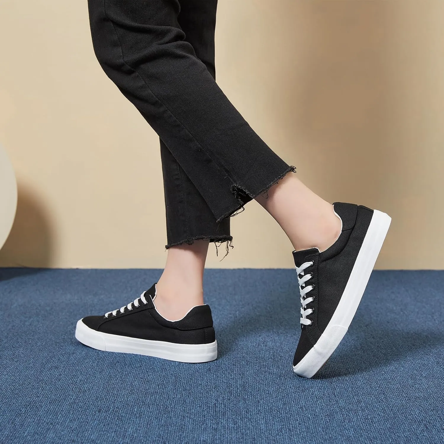 Witwatia Womens White Sneakers Lace Up Canvas White Tennis Shoes Cozy Low Top Walking Shoes for Women