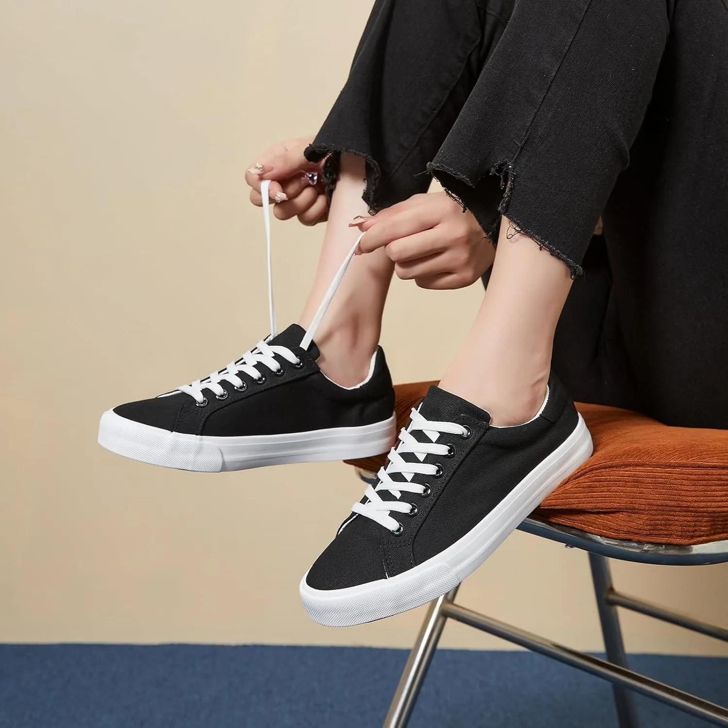 Witwatia Womens White Sneakers Lace Up Canvas White Tennis Shoes Cozy Low Top Walking Shoes for Women