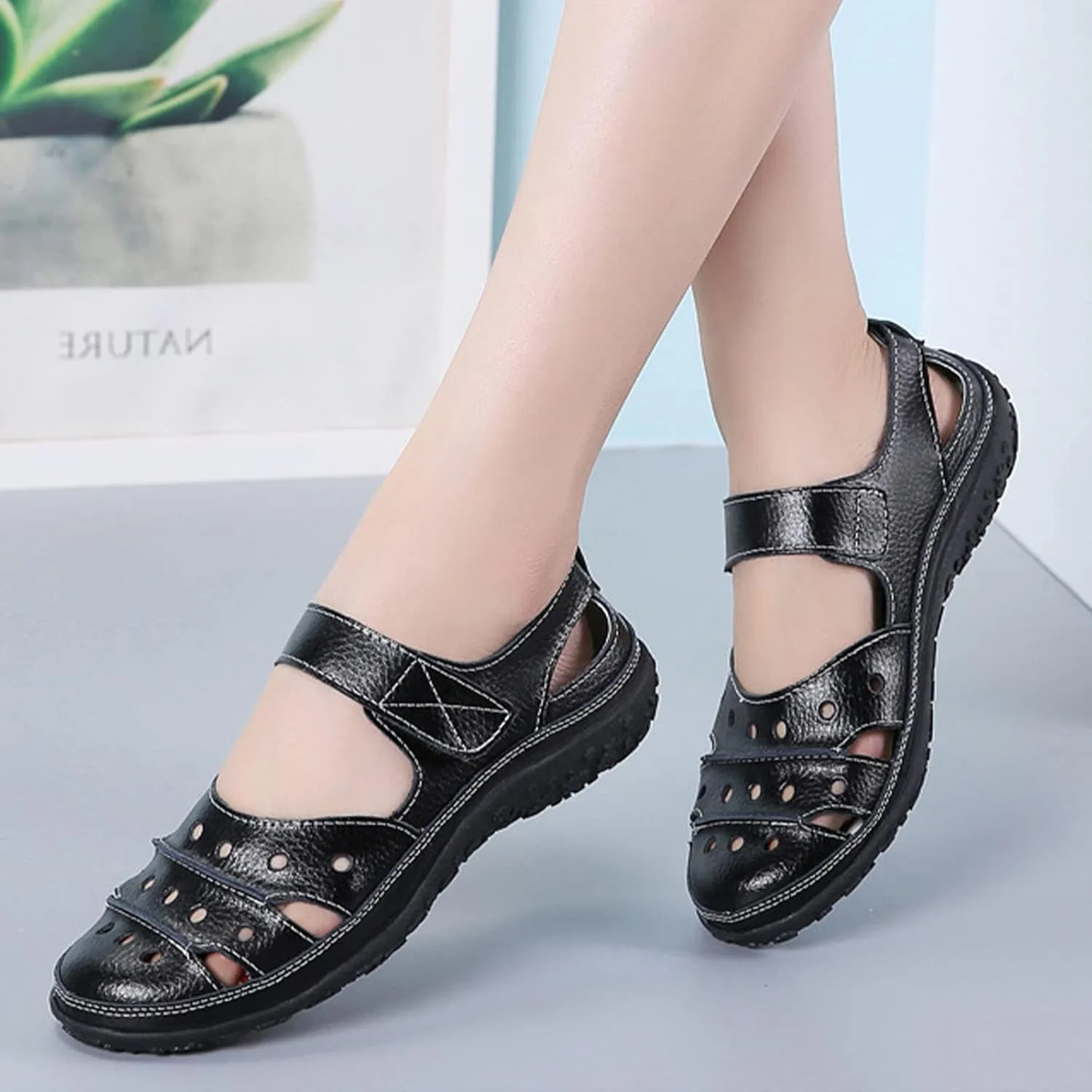 Women's Summer Casual Closed Toe Leather Sandals,Comfortable Soft Sole Ankle Strap Mary Jane Orthopedic Beach Shoes